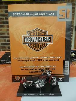 MOTO n° 12  HARLEY DAVIDSON MAISTO SUR SOCLE et fascicule